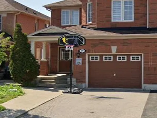 18 Herdwick St, Brampton, ON L6S 6L7
