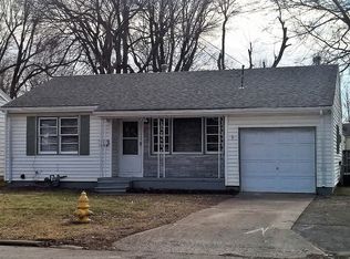 202 W Cherokee St, Springfield, MO 65807