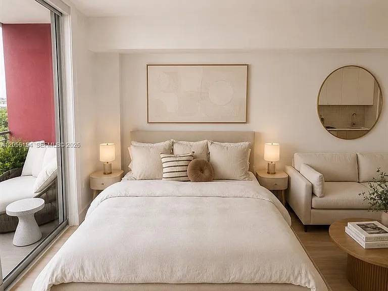 90 NE 32nd St #816 — Photo 5