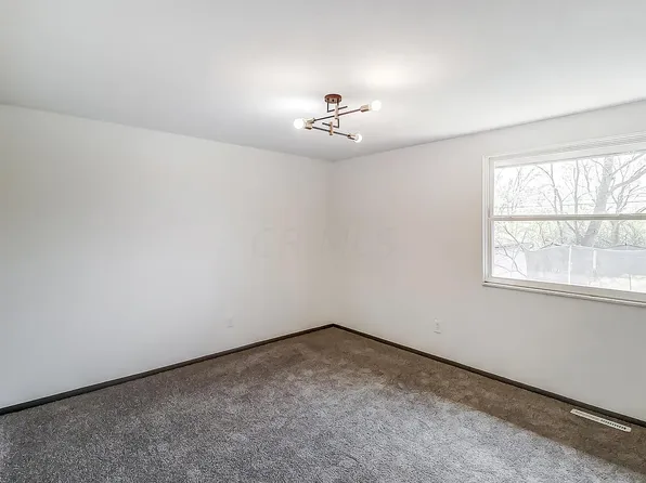 3505 Penfield Rd, Columbus, OH 43227