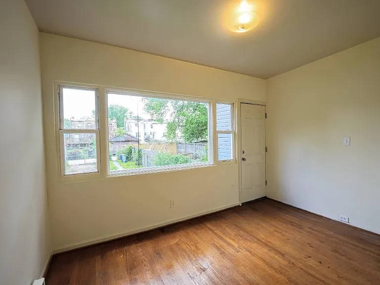 1907 Otis St NE — Photo 24