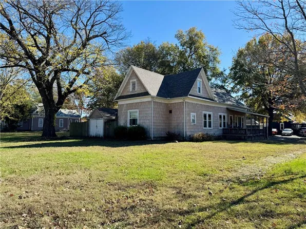 308 N Miles St, Pittsburg, KS 66762