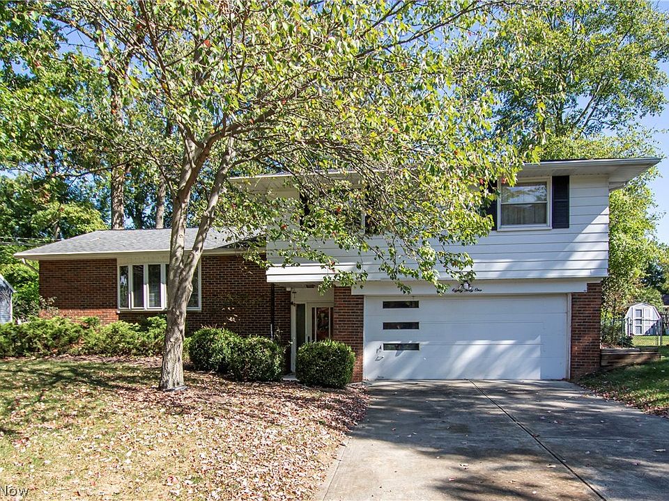 1st image of 8041 Oxford Dr