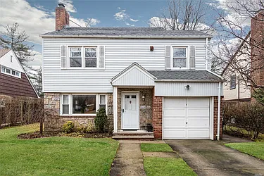 Sold by Daniel Gale Sotheby's International Realty