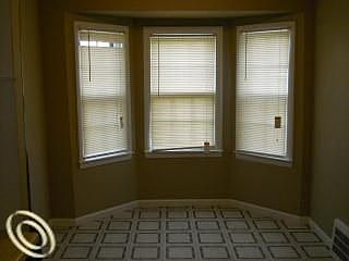 5th image of 20083 Kenosha St