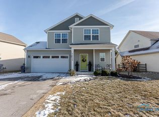 7035 Twin Lakes Rd, Perrysburg, OH 43551