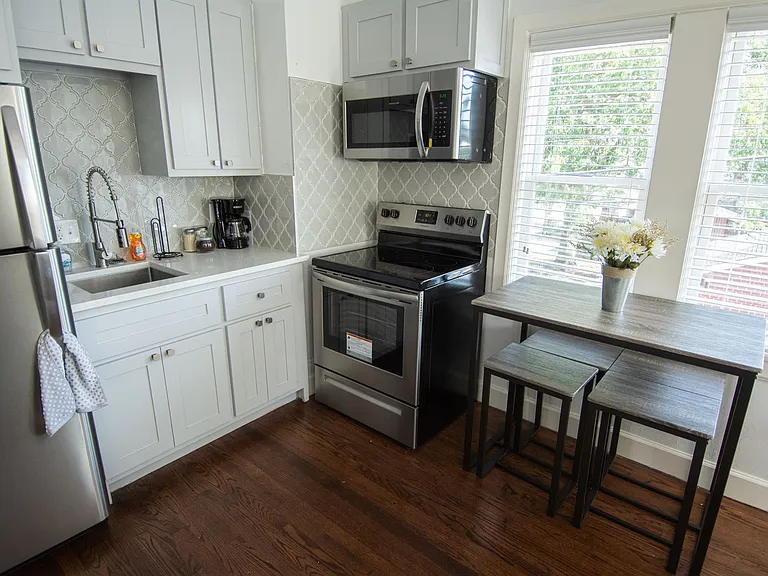 Super Cozy Apartment In The Heart Of Downtown Okc — Photo 10