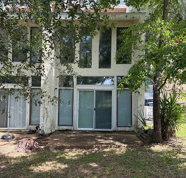 1942 Larette Dr #A — Photo 10