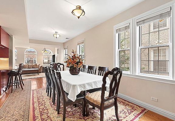 3rd image of 6047 Huxley Ave #1