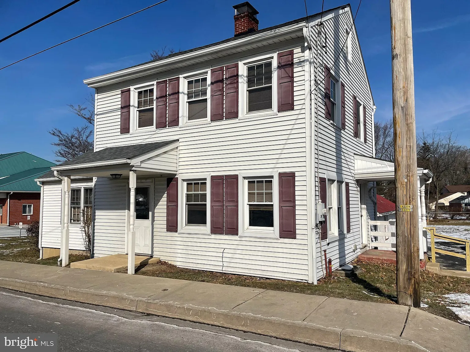 857 Village Rd photo 1