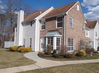 12 Vassar Pl, Morganville, NJ
