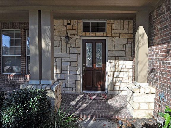 2nd image of 11703 Bryce Manor Ct