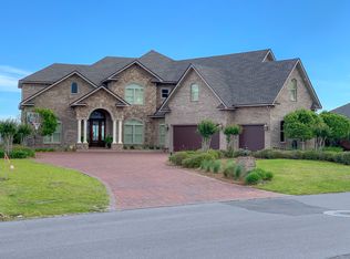 1634 Country Club Dr, Lynn Haven, FL 32444