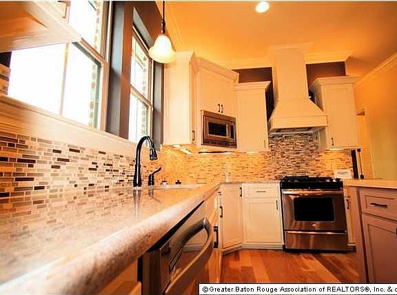 3rd image of 14515 Wisteria Lakes Dr