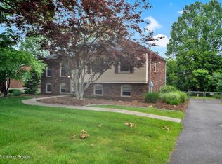 8923 La Costa Rd, Jeffersontown, KY 40299
