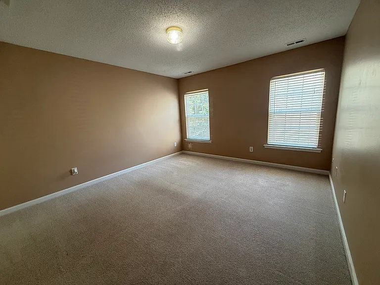 Bedroom #4 or a large bonus room