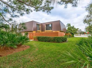 5668 SE Windsong Ln, Stuart, FL 34997