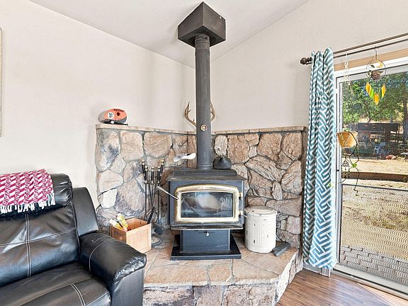 5th image of 28612 Alpine Way
