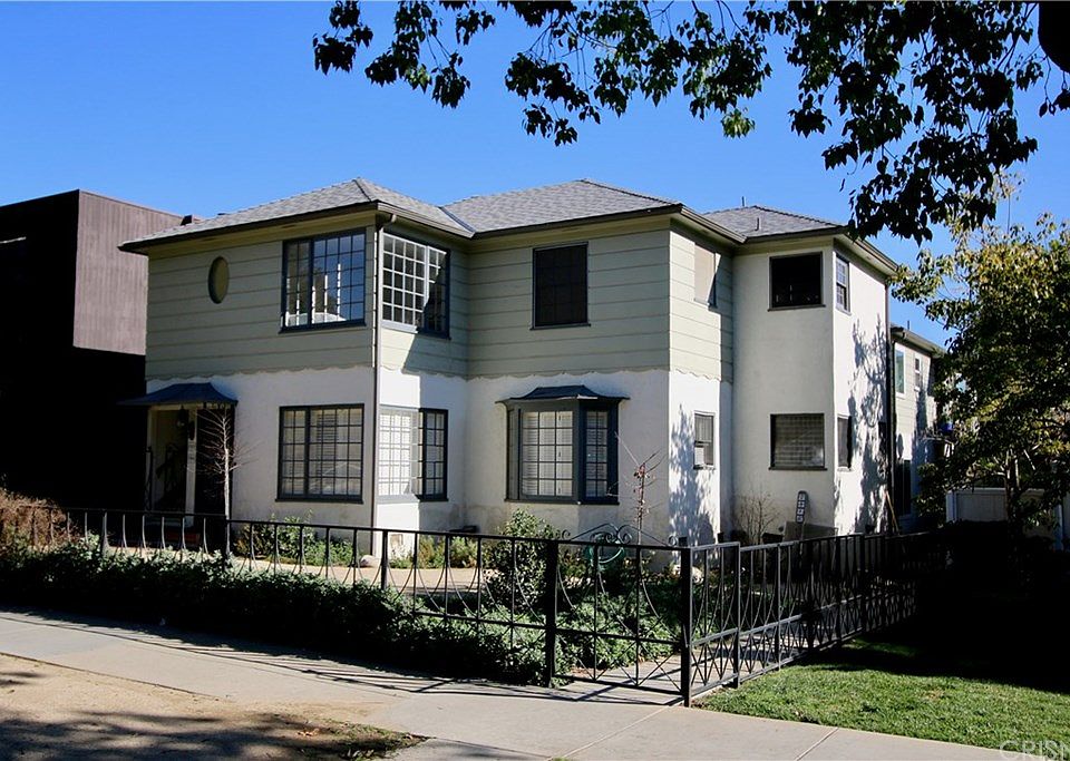 1st image of 2910 Montana Ave #B
