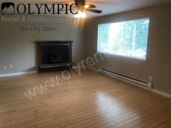 2nd image of 6634 Lake Saint Clair Dr SE