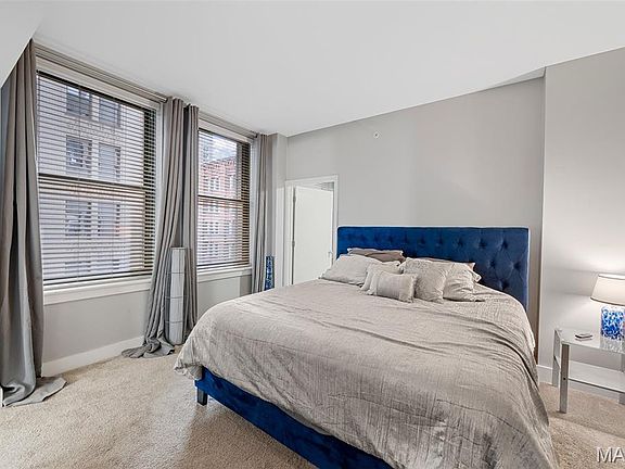 5th image of 314 N Broadway Ave Unit 803