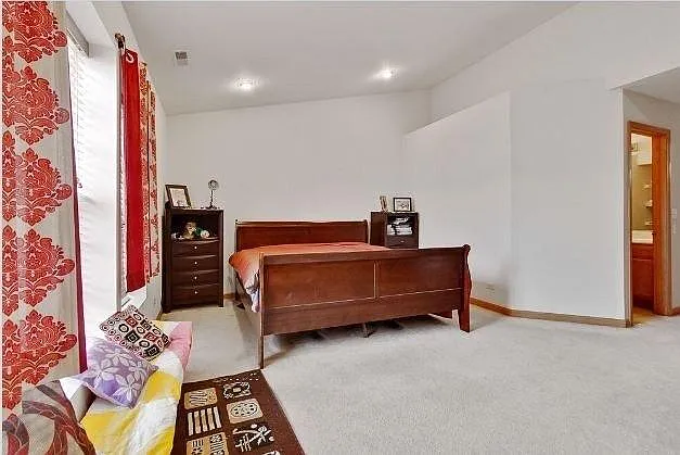 1120 Bromley Ct — Photo 12