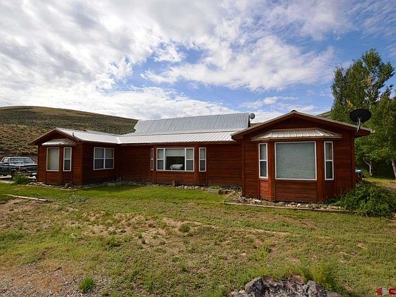 Private and secluded on Tomichi Creek