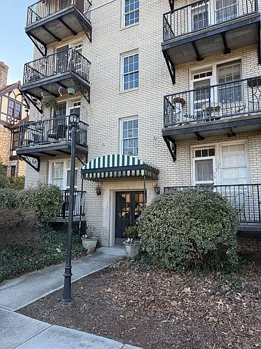 1013 N Elm St #A1 Photo 1
