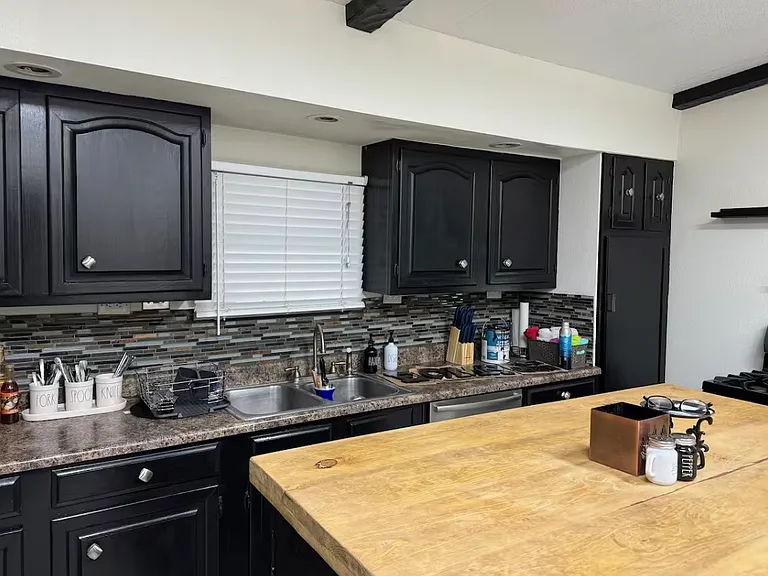 609 Carreta Rd — Photo 5
