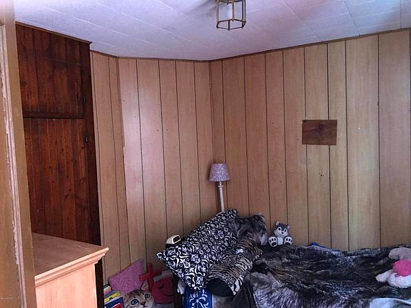 5th image of 203 E Melendy St