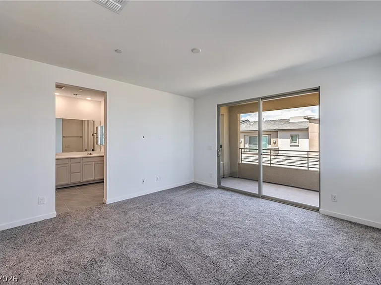 11390 Crimson Ledge Ave — Photo 12