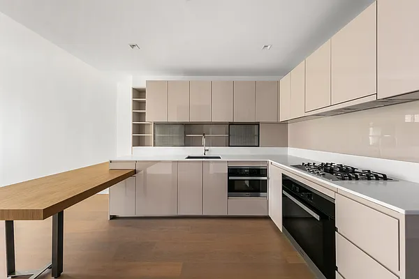 Rented by Douglas Elliman | media 23