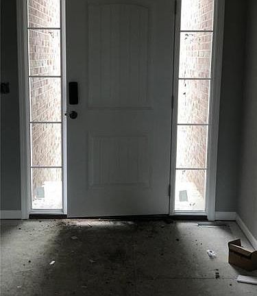 4th image of 3205 N 109th Pl