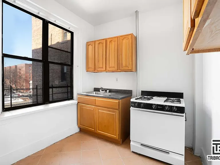 3464 Knox Pl #5B — Photo 2