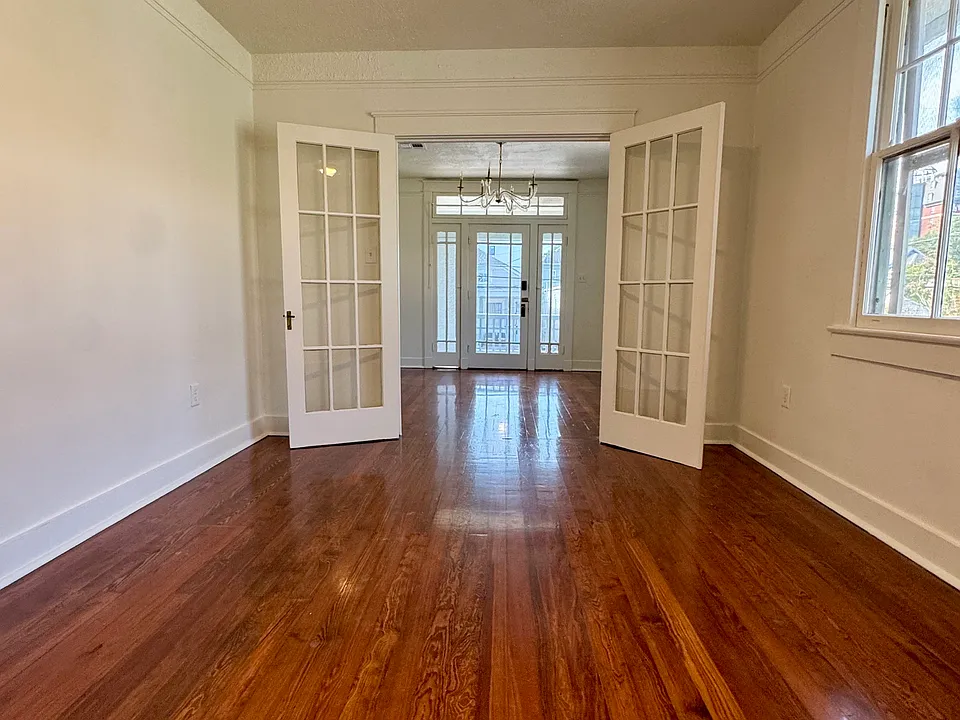 211 Audubon St