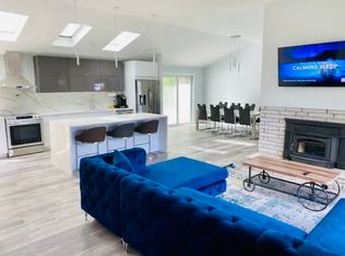 105 Jennifer Rd, Hamden, CT 06514