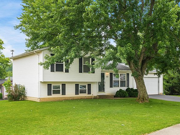 4th image of 692 Cherrymonte Dr