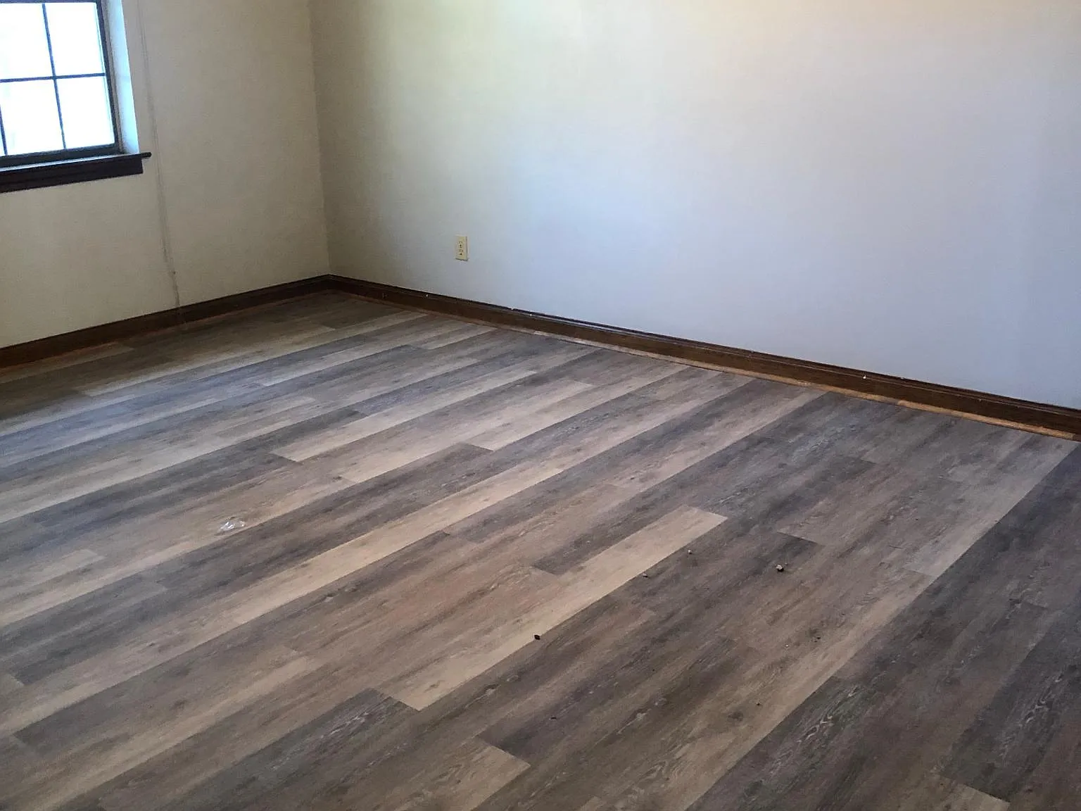 121 Aspasie Dr — Photo 4