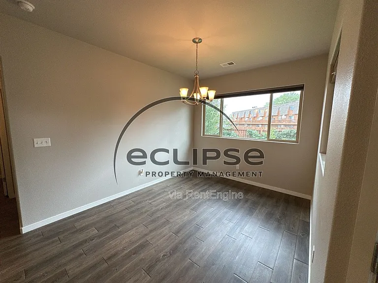 2921 Magnolia Ave — Photo 25