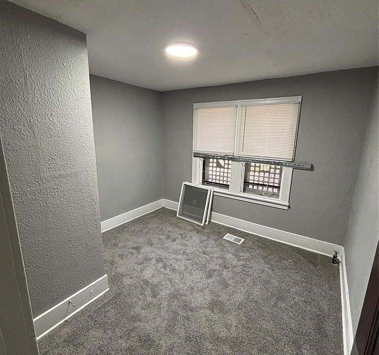 12766 Wilshire Dr, photo 11