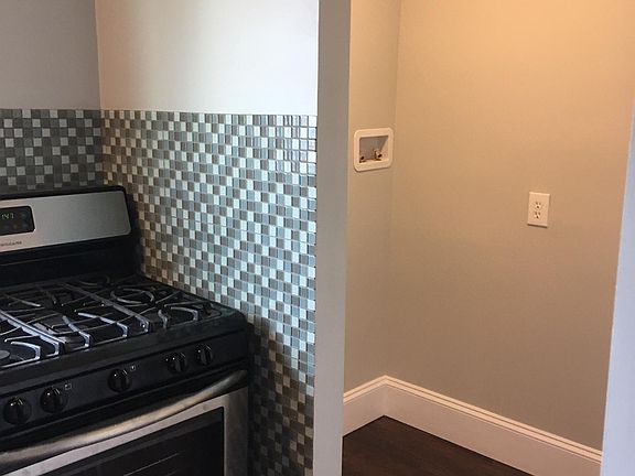 5th image of 66 Como Ave #2