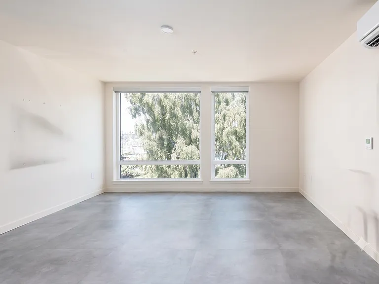 Bell View Apartments — Photo 94