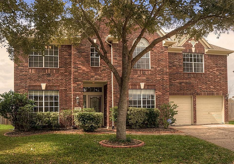 1st image of 15739 Brookwood Lake Pl