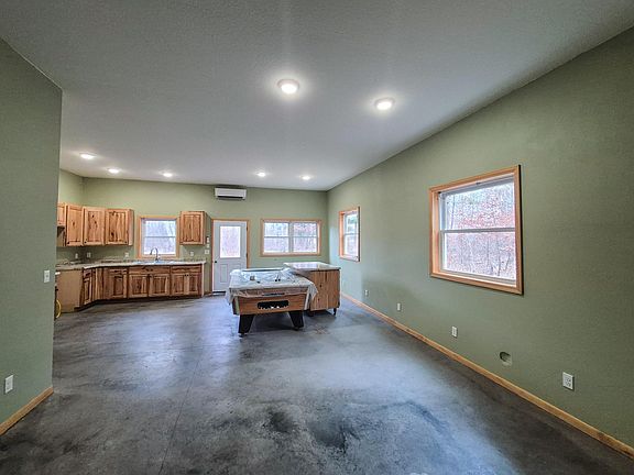 3rd image of 12260 Far Portage Dr
