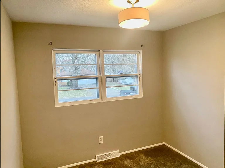 825 Orlando Ave SE — Photo 11