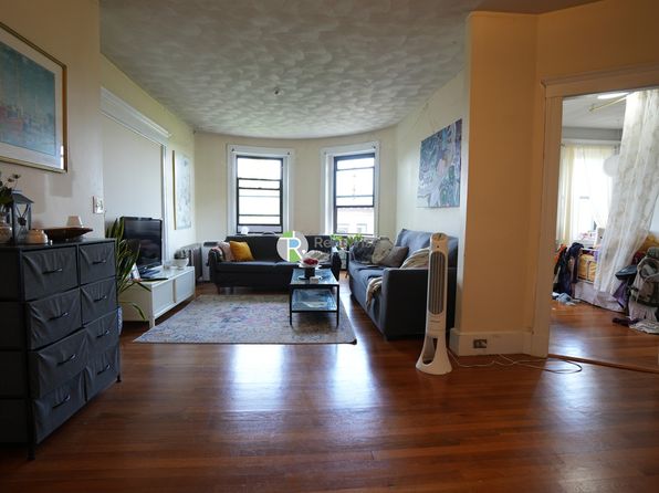 30 Claflin Rd #3