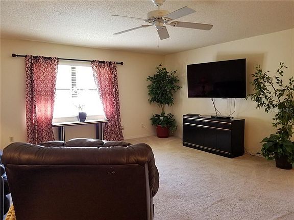 5th image of 1518 Leland Dr #28