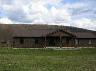 3169 Cumberland Rd, Bedford, PA 15522