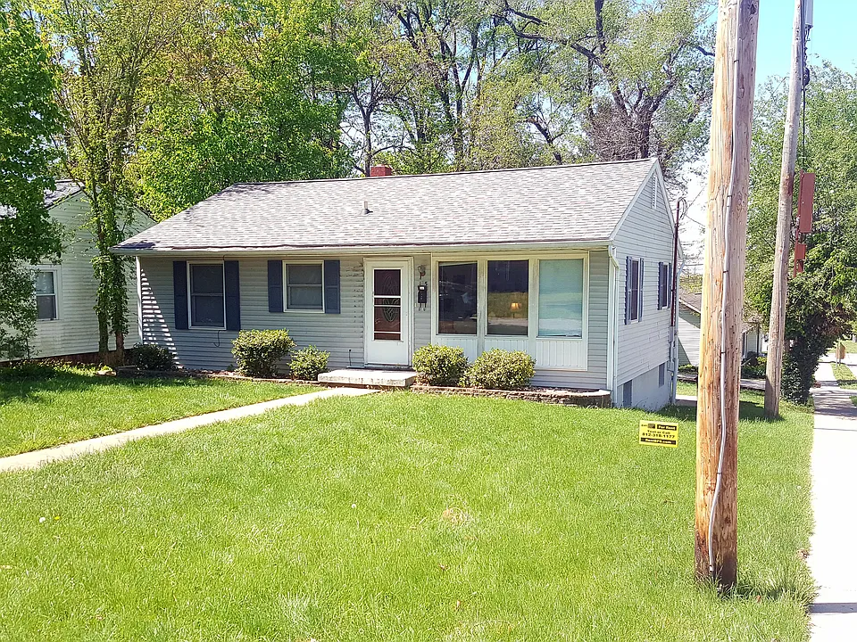 135 N Bryan Ave