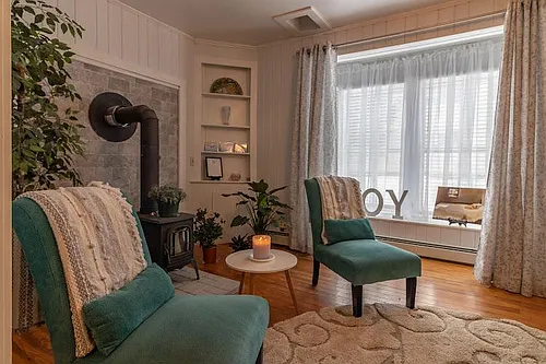 68 Park St Photo 1